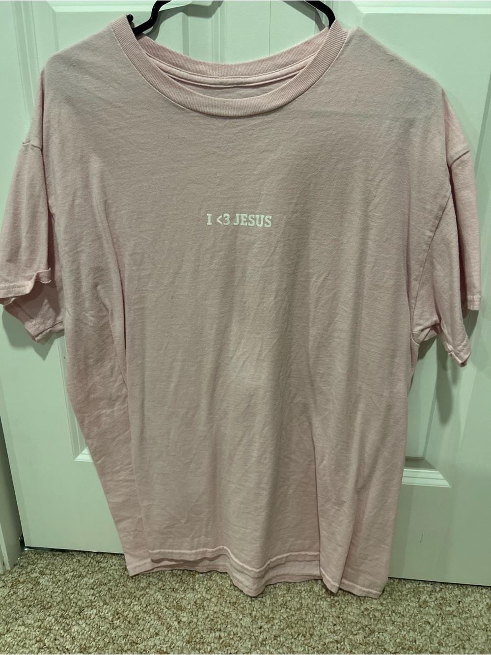 Light Pink Short-Sleeve Crewneck Tee with 'I <3 JESUS' Graphic